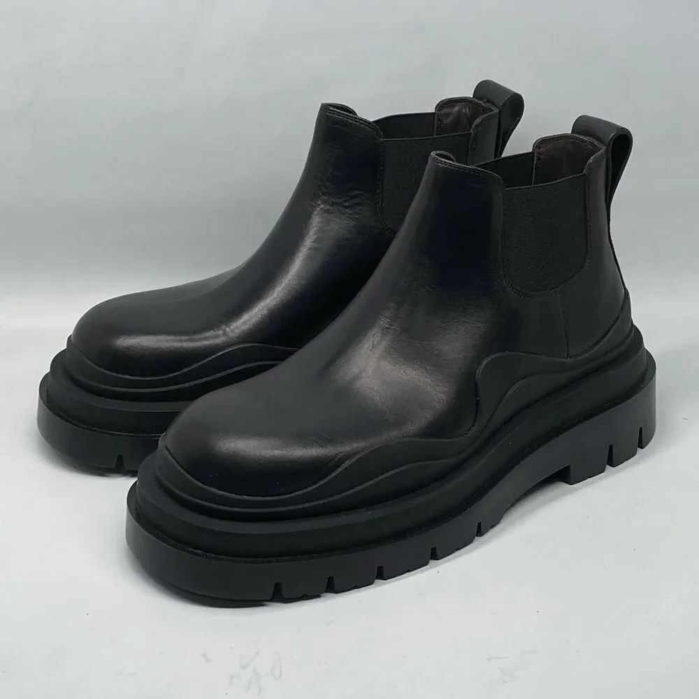 Bottega Veneta Tire Leather Chelsea Ankle Boots size 37.5